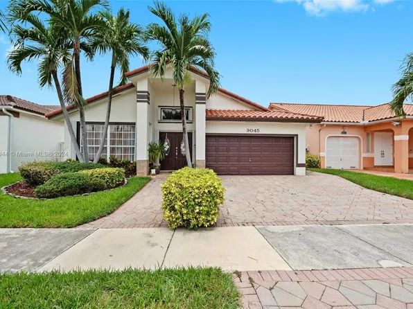 9045 NW 147th Ter, Miami Lakes, FL 33018