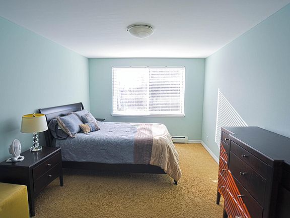5th image of 2700 44th St W #406