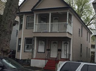 852 Emmett St, Schenectady, NY 12307