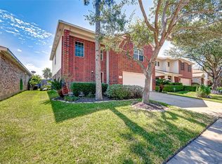 15615 Haleys Landing Ln, Houston, TX 77095