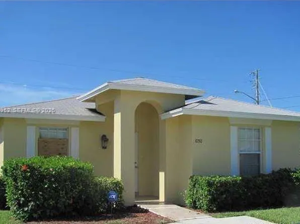 1050 NW 4th St, Boynton Beach, FL 33435