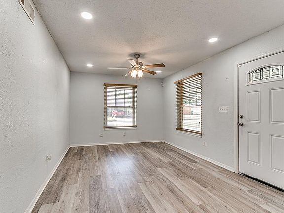 5th image of 4925 Michael Pl