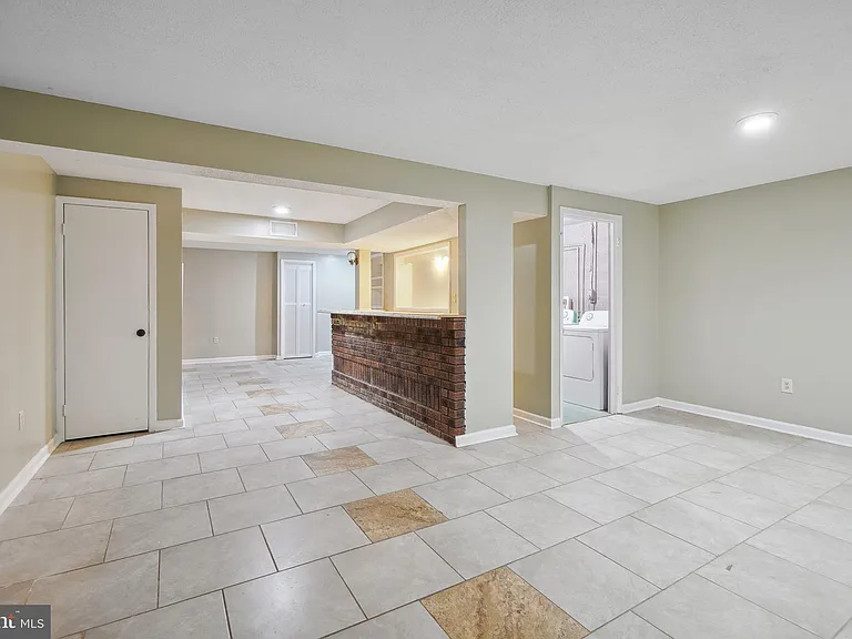 9063 Congress Pl — Photo 20