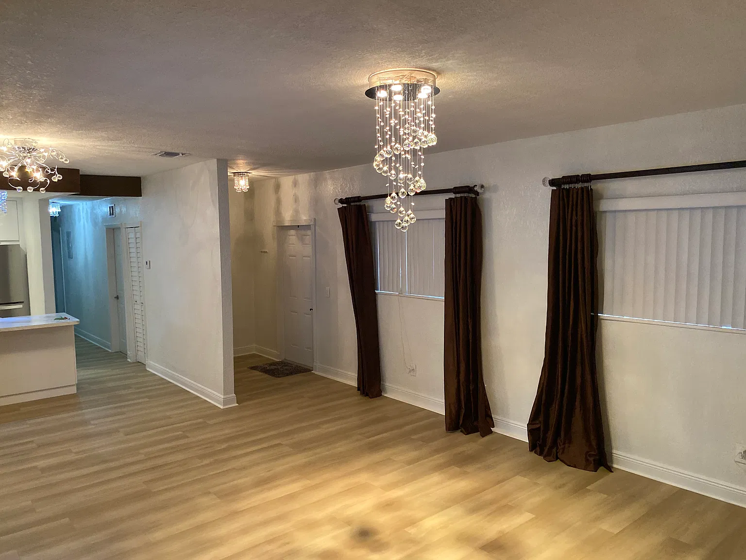2 bed, $2,900 — Photo 4