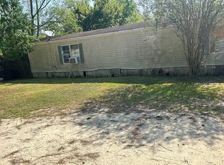 28 Dan Rd, Lumberton, TX 77657