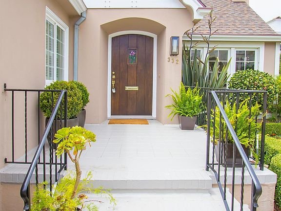 2nd image of 332 Santa Ana Ave
