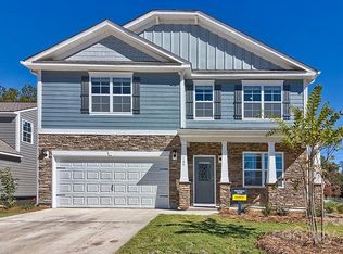 563 Country Oak Dr, Asheville, NC 28804