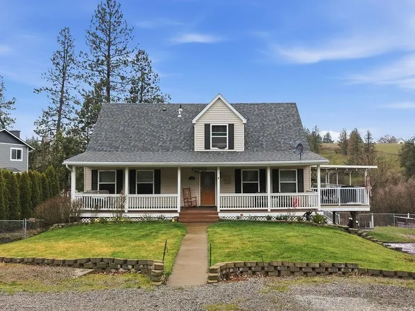 227 E Stringham Rd, Rockford, WA 99030