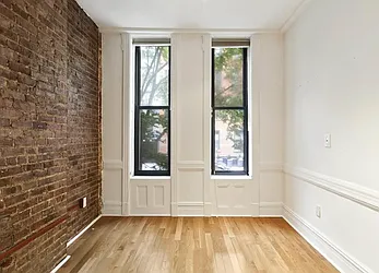 Rented by Coldwell Banker Warburg