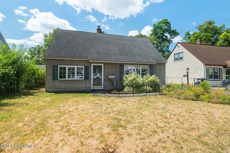 4th image of 1021 Obrien Avenue