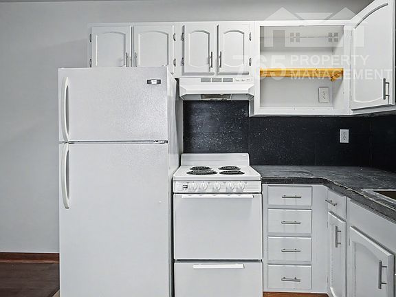 4th image of 2700 Albright Rd APT 2718