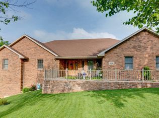 8220 Deer Haven Rd, Jefferson City, MO 65101