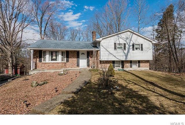 2nd image of 13 Thompson Dr