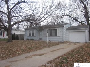 7405 S 41st St, Bellevue, NE 68147