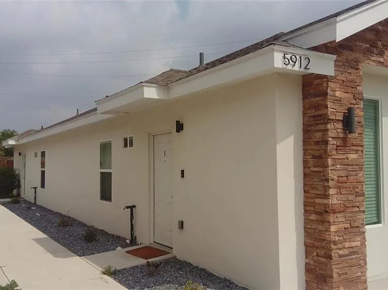 5912 Sandpiper Ave #3 — Photo 3