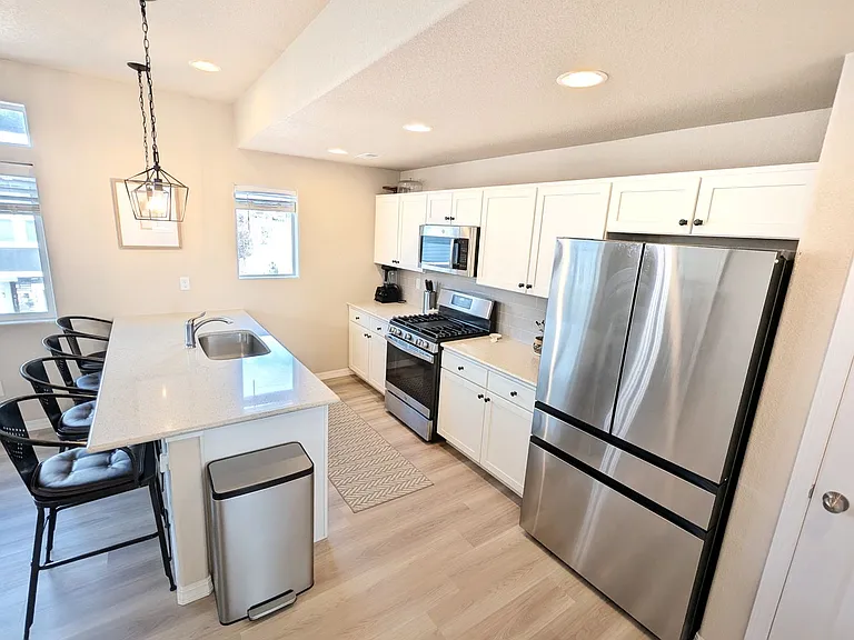 7443 Gorgeted Quail Grv — Photo 14