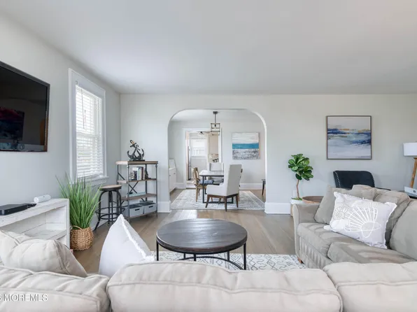 2 Via Ripa #1-SEA, Rumson, NJ 07760