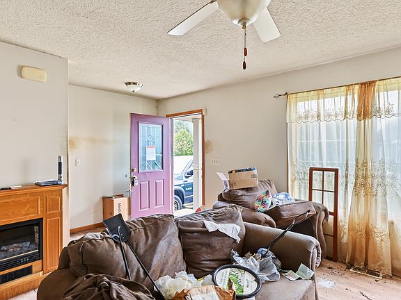 4th image of 4615 E Merced St