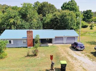 934 Farmersville Rd, Princeton, KY 42445