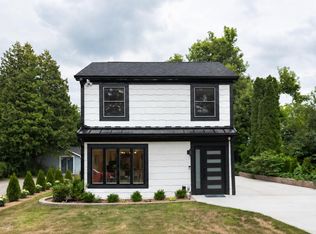 3159 E Barry DRIVE, Lake Geneva, WI 53147