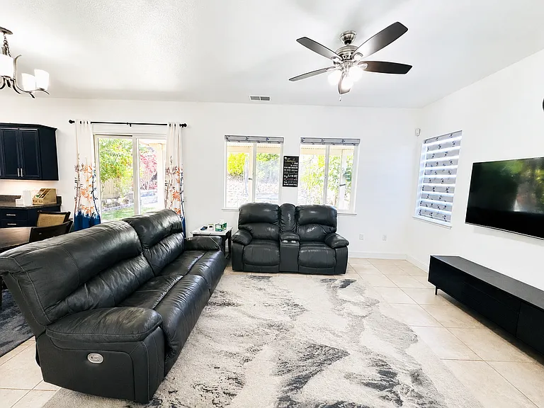 317 Wagon Wheel Dr — Photo 6
