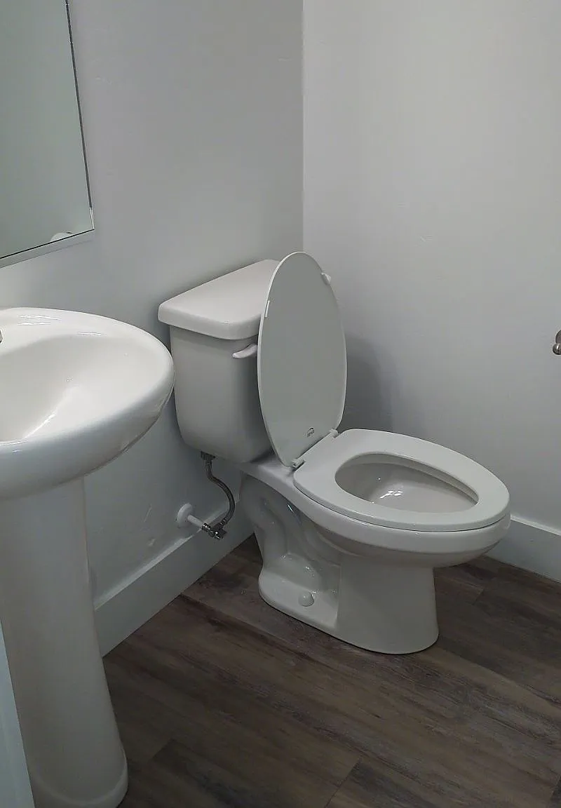 3 bed, 2.5 bath, 1400 sqft, $1,550 — Photo 4