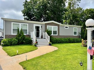 1661 Old Country Road #377, Riverhead, NY 11901