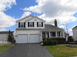 4452 Haybury Dr, New Albany, OH 43054