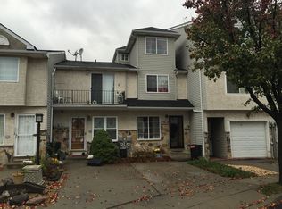 93 Circle Loop, Staten Island, NY 10304