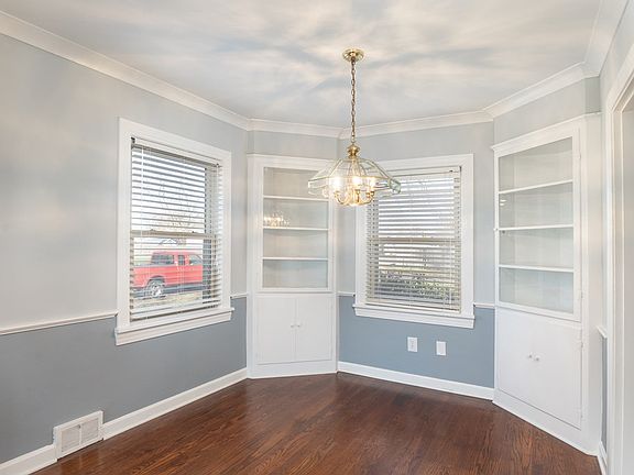 5th image of 219 Stockton Dr