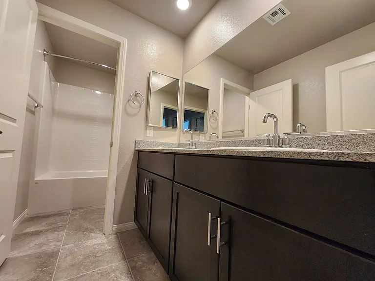 4521 Pointleaf St — Photo 37