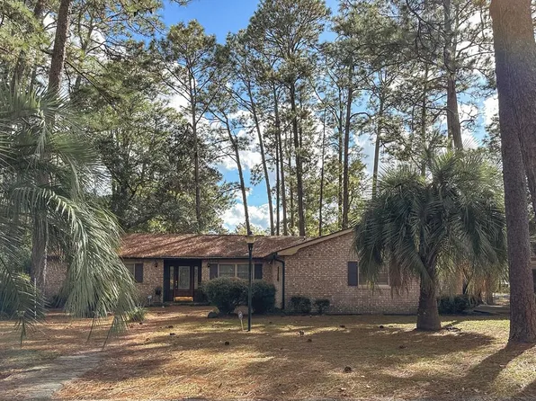 717 Crescent St, Waycross, GA 31501