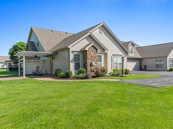 1041 Carriage Ln, Saxonburg, PA 16056