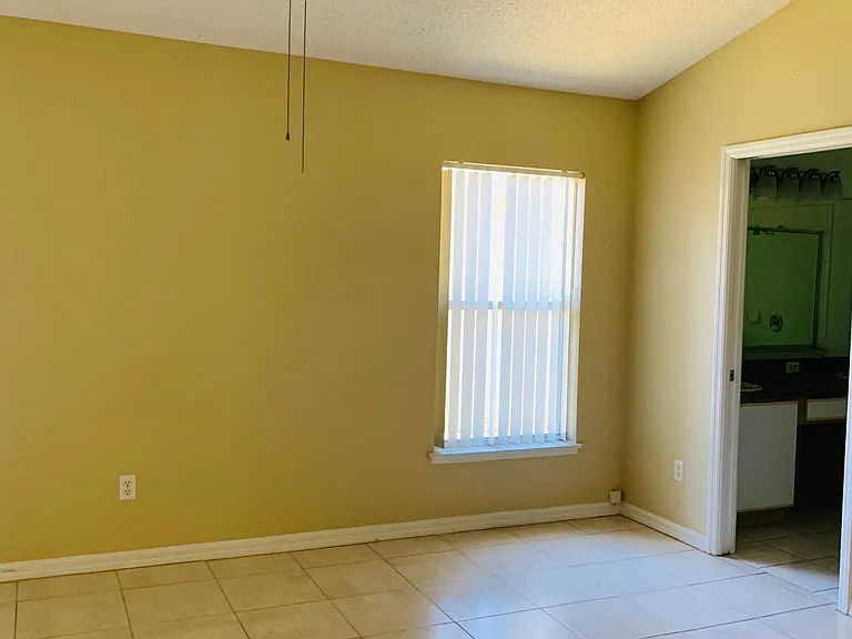 4155 Forest Island Dr — Photo 13