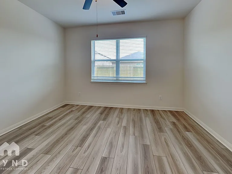 480 Lone Rider Dr — Photo 8