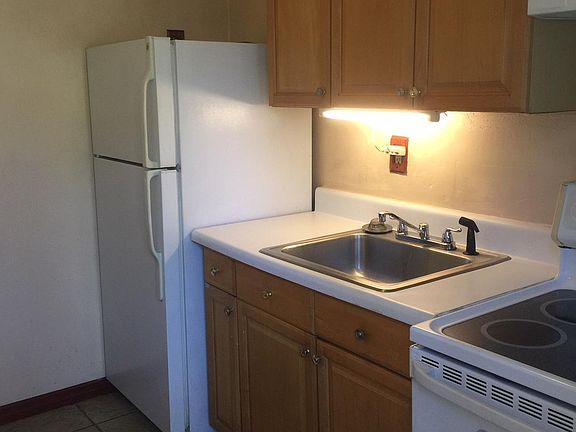 5th image of 11207 NE 10th Ave