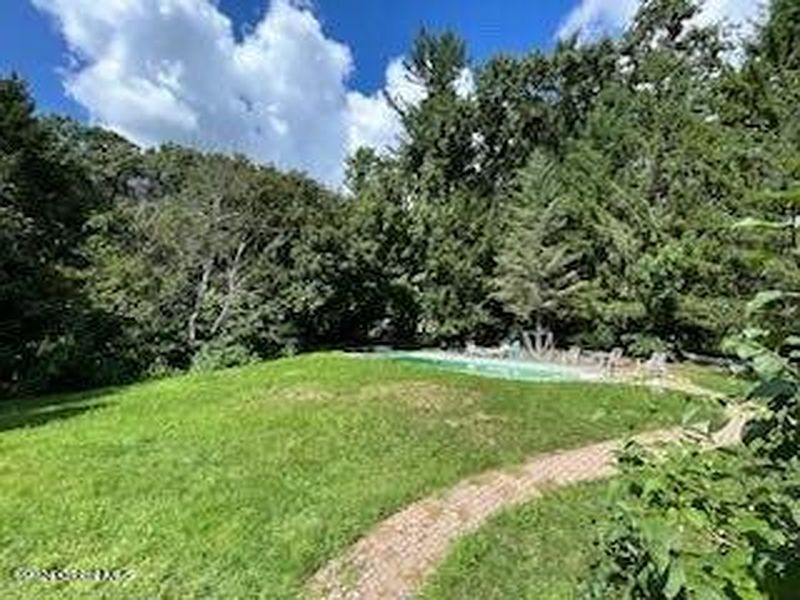 4th image of 1081 Serafini Drive