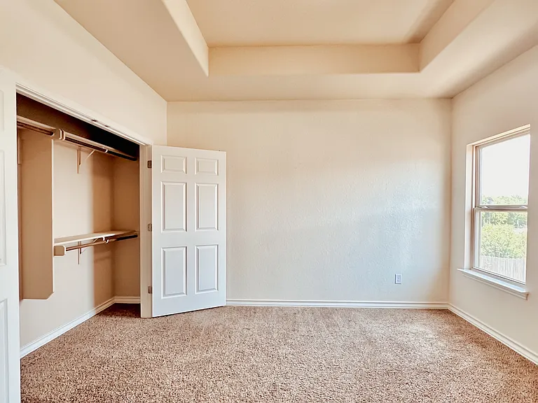 6501 Charles Fld — Photo 17