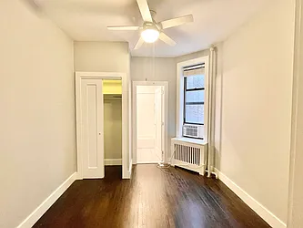 Rented by Century 21 Premier 