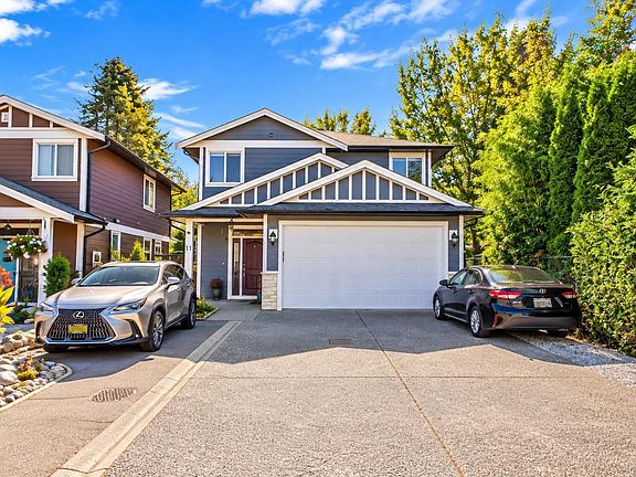 2nd image of 3205 Gibbins Rd #11