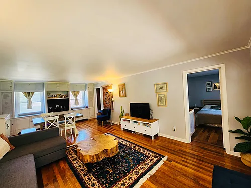 16 Grove St Photo 1