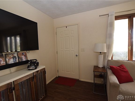 4th image of 3925 Melody Ln