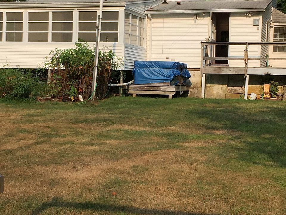 2nd image of 108 Flanders Rd