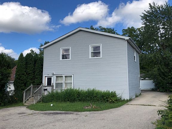 2nd image of 525 Arbor Dr