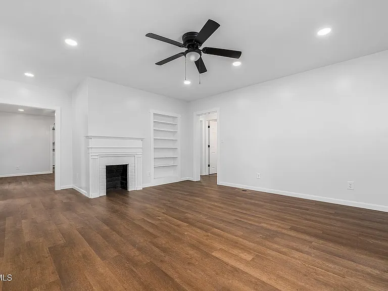 1007 Spring St — Photo 40