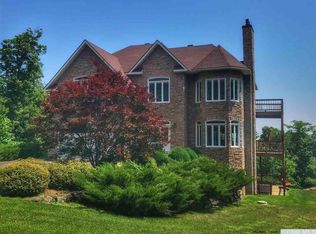 26 Simone Ter, Saugerties, NY 12477