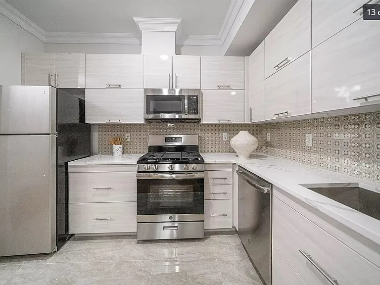 188 Kensington Ave #401 — Photo 9
