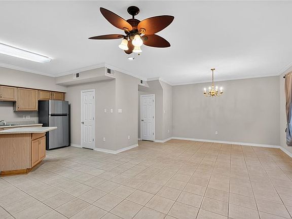 4th image of 1004 Old Metairie Pl