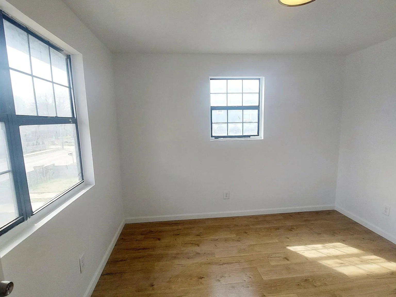 4 bed, 1560 sqft, $2,675 — Photo 4