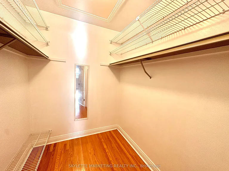 8 Blue Grass Dr — Photo 24